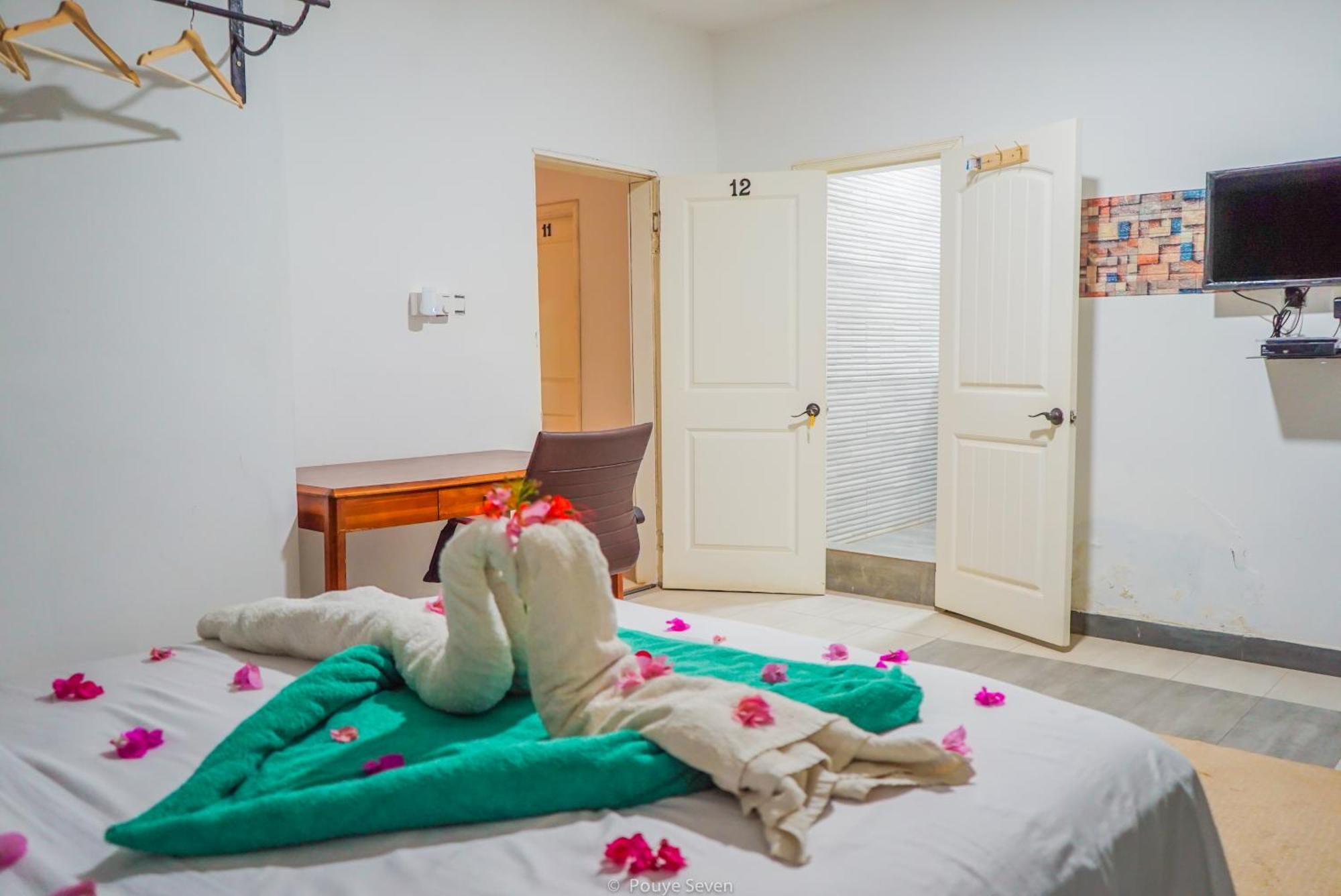 Mgm Apartments Gambia Kololi Kültér fotó