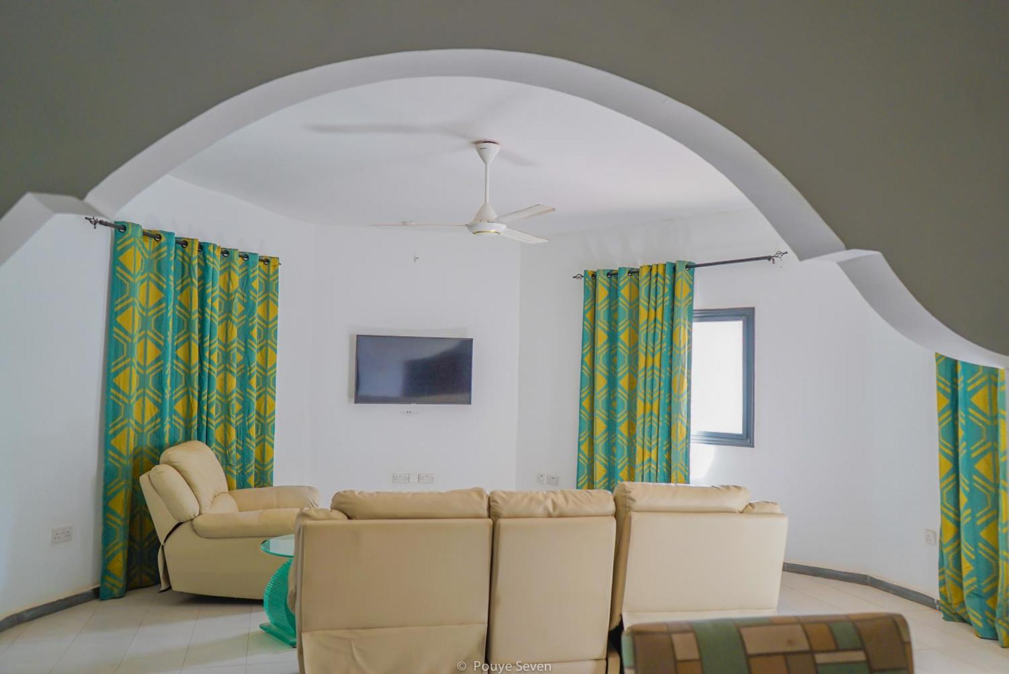 Mgm Apartments Gambia Kololi Kültér fotó